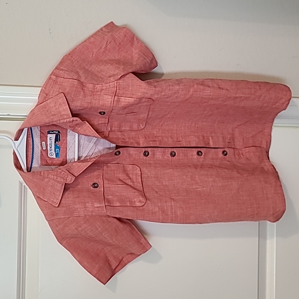 Boys Magellan button down size Small